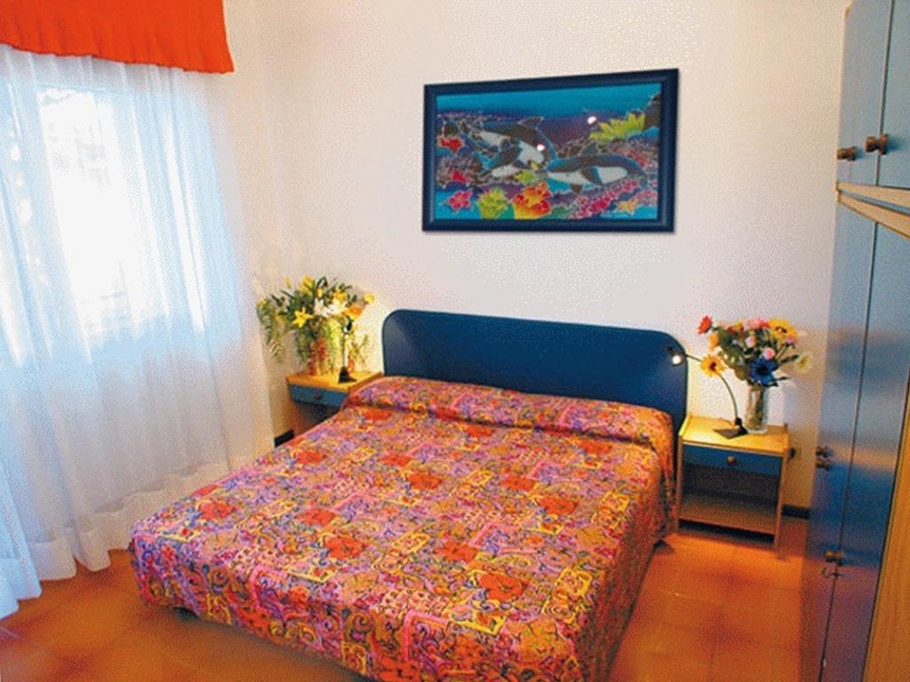 Apartamento Lignano Riviera Lignano Sabbiadoro Habitación foto